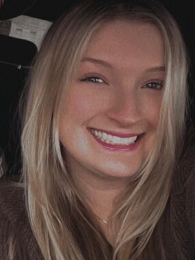 Meet your Posher, Alyson